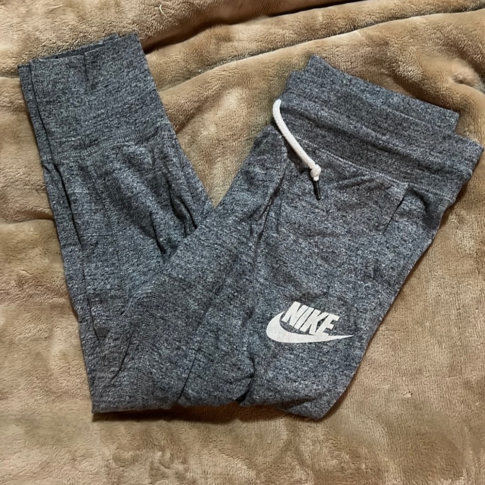 Grey Nike sweatpants